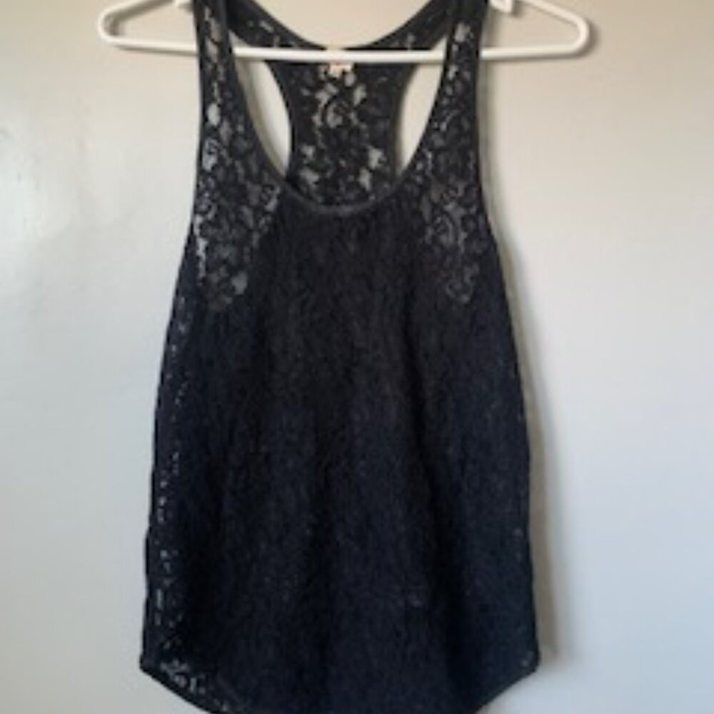 Aritzia Wilfred Madeline lace tank top black halter